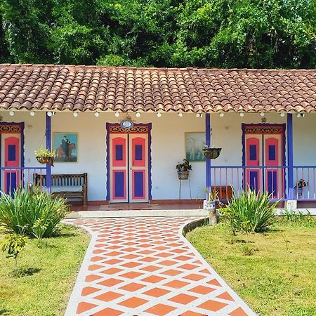Finca Hotel Villa Del Sol Pueblo Tapao Luaran gambar