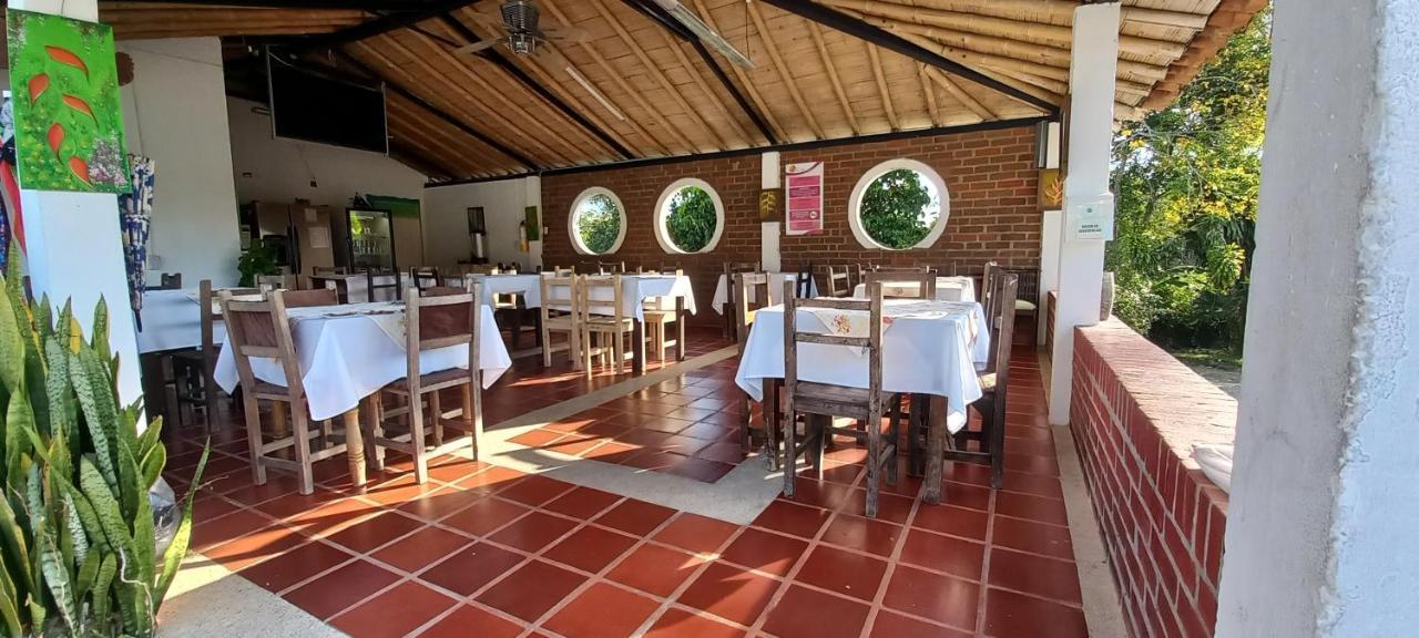 Finca Hotel Villa Del Sol Pueblo Tapao Luaran gambar